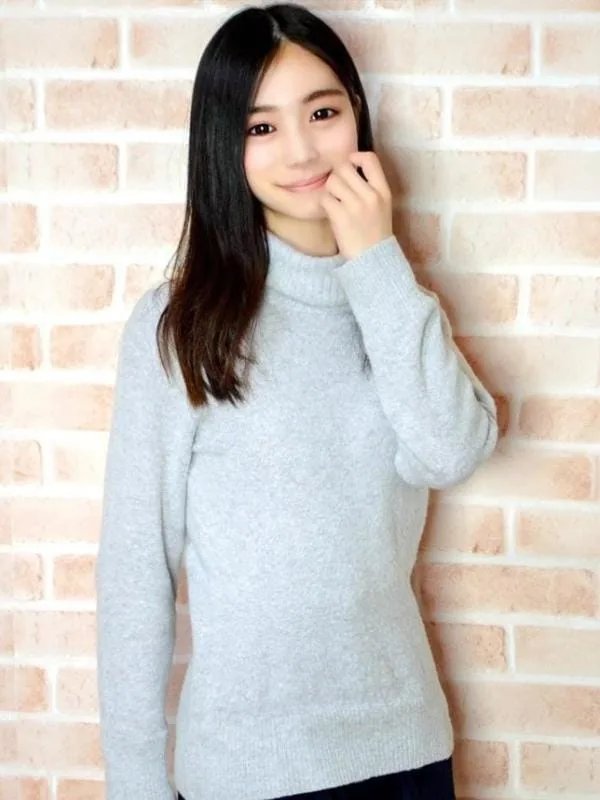 ゆりえ(19)